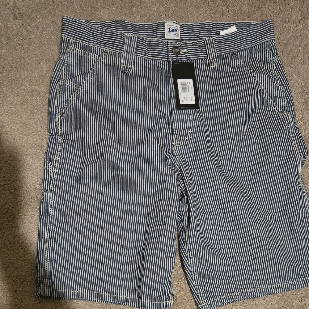 Lee Men’s Navy and White Striped Jean Shorts, 34, New